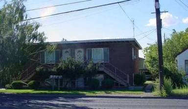 Main picture of 1130 W Nob Hill Blvd