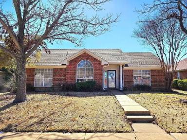 Main picture of 8381 Cripple Creek Dr