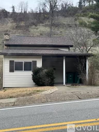 Main picture of 155 1/2 Valley Blvd