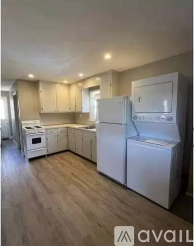 Main picture of 34 Armory St