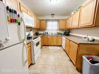 Main picture of 1701 W Main St