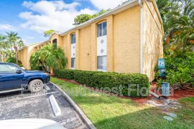 Main picture of 1721 Parakeet Way