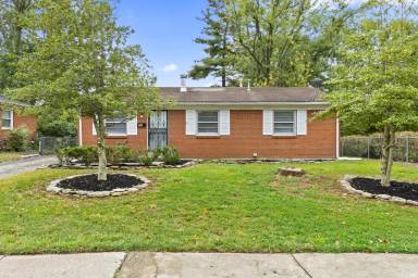 Main picture of 304 Harvard Dr