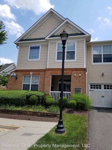 Main picture of 43825 Hickory Corner Ter