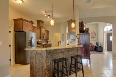 Main picture of 3917 Giants Dr