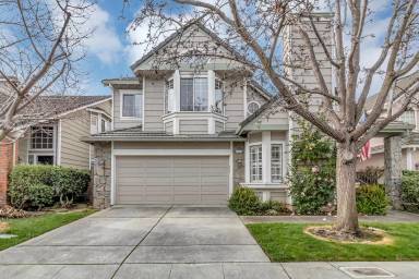 Main picture of 302 Tadley Ct