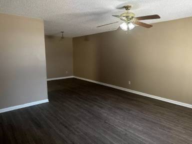 Main picture of 521 W Liberty Ave