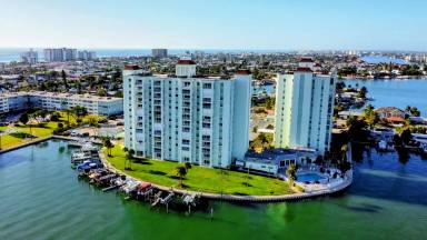 Main picture of Three Palms Pointe Condos