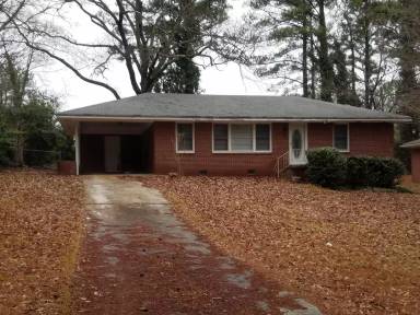 Main picture of 1052 Holly Cir
