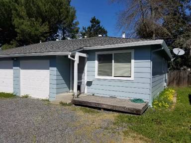 Main picture of 2401 Lomitas Ave