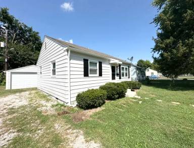 Main picture of 2288 N Moreland Ave