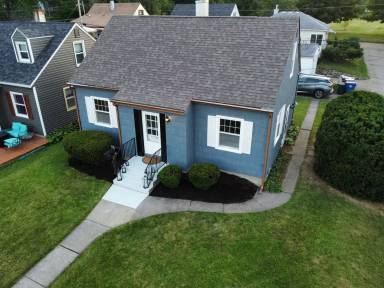Main picture of 2330 Frances Pl