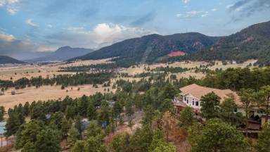 Main picture of 1228 Valley View Dr