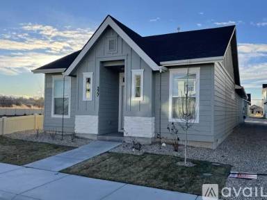 Main picture of 377 S Calf Creek Ave