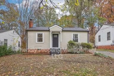 Main picture of 1004 Charlotte Ave