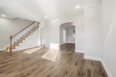Main picture of 3426 Parklawn Ave