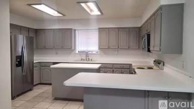 Main picture of 3801 Fairgreen Ct