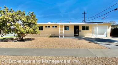 Main picture of 6731 E Almada St
