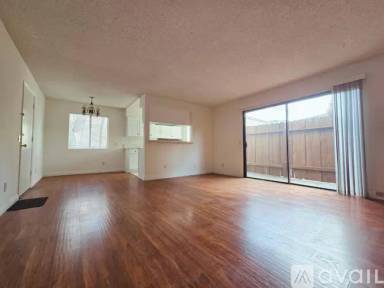 Main picture of 426 W Dryden St