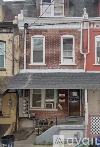 Main picture of 448 W Turner St