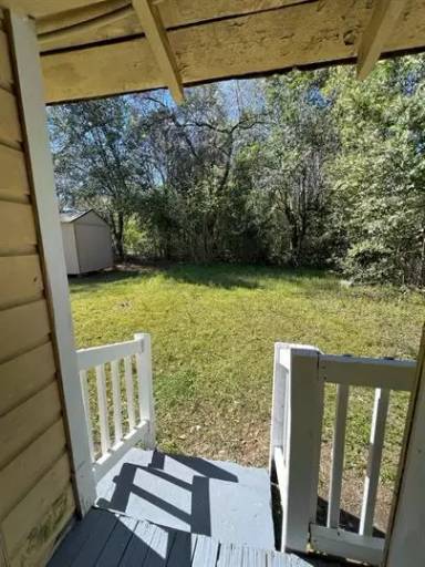 Main picture of 28 Edwards St