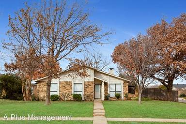 Main picture of 753 Middle Cove Dr
