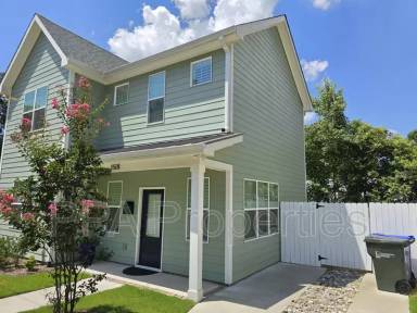 Main picture of 1518 W Knox St