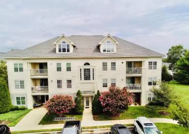 Main picture of 9121 Gracious End Ct