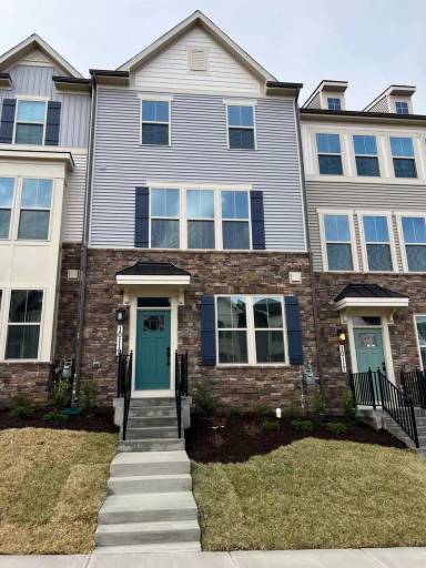 Main picture of 10119 Bluegill St