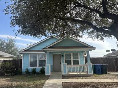 Main picture of 3010 Ivy Ridge Ln