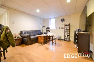 Main picture of 7 Lothian Rd Apartments