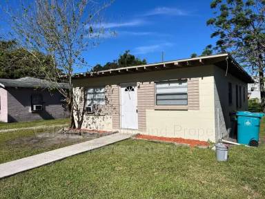 Main picture of 1339 Winnifred St