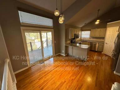 Main picture of 224 S Huntsman Blvd