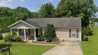 Main picture of 490 Bedford Knoll Dr