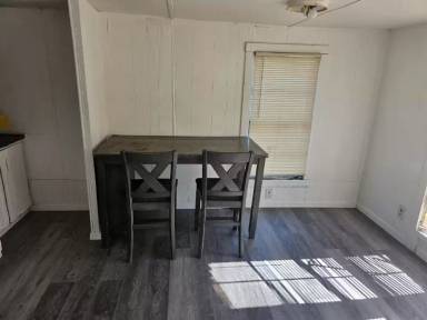 Main picture of 1801 S Business 45