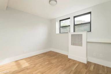 Main picture of 123 Highland Ave