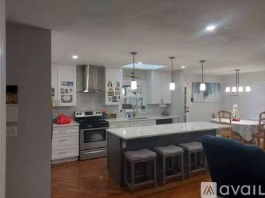 Main picture of 8702 W 90th Ter