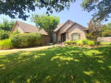 Main picture of 413 Hamptonridge Rd
