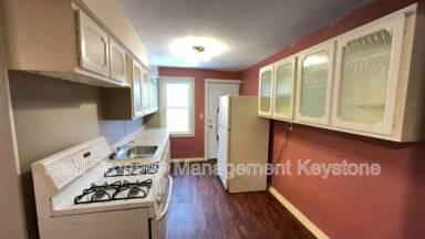 Main picture of 136 Delaware Dr