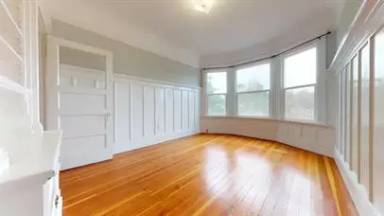 Main picture of 1108 Lake St