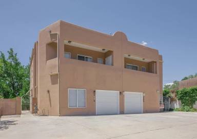 Main picture of 401 Ash St NE