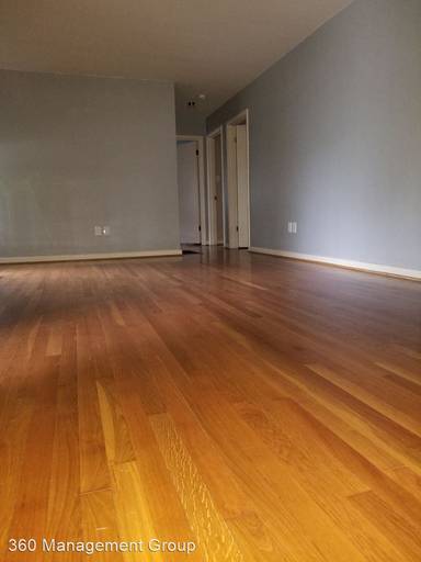 Main picture of 204 Leimaur Dr