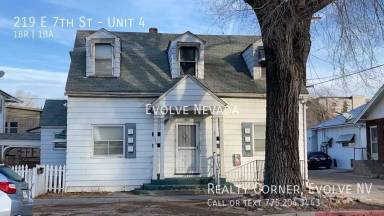 Main picture of 219 E 7th St