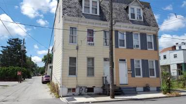 Main picture of 236 S West St