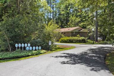 Main picture of 117 Bernhurst Rd