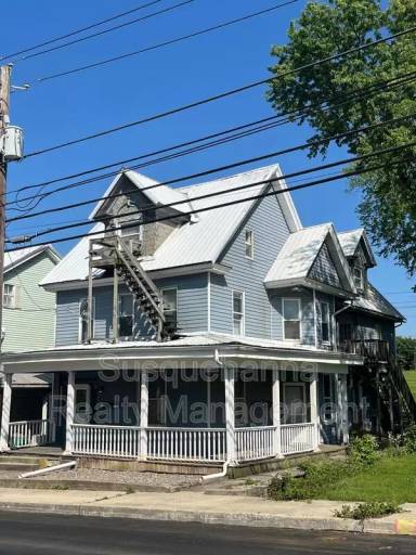 Main picture of 175 E Derry Rd