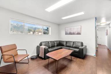 Main picture of 10458 S Columbine Cir