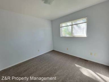 Main picture of 4075 Harbor Pl
