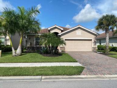 Main picture of 2406 Heydon Cir E