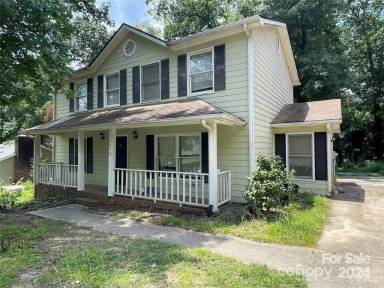 Main picture of 2819 Royal Ridge Ln